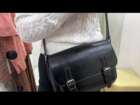 ❤️ Masturbarea în public a tinerei târfe FeralBerry cu un dildo în cabina de probă ☑  at ro.assay-define-smartlink.ru ❤