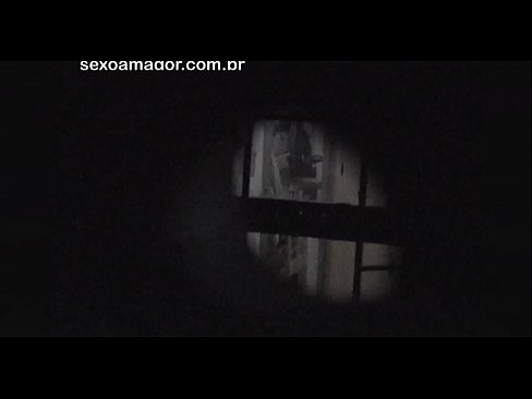 ❤️ Blondina este filmată în secret de un voyeur din cartier ascuns în spatele unor cărămizi goale ☑  at ro.assay-define-smartlink.ru ❤